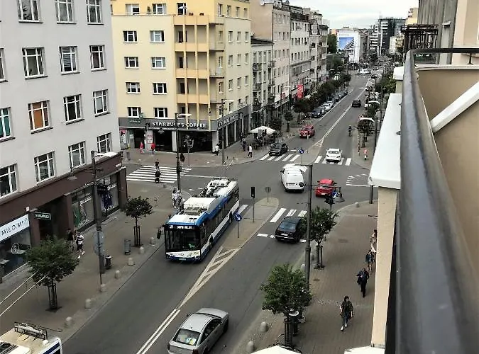 Проживание в семье Shire *