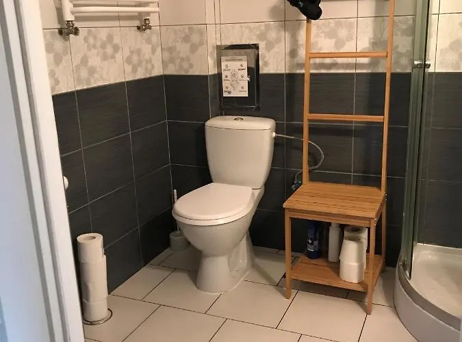 Shire Проживание в семье Гдыня